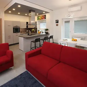 Appartamento Turistico Laura Apartamento