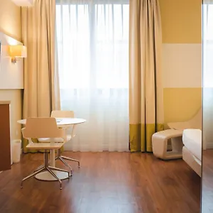 Western Mirage Fiera 4* باديرنو دونيانو