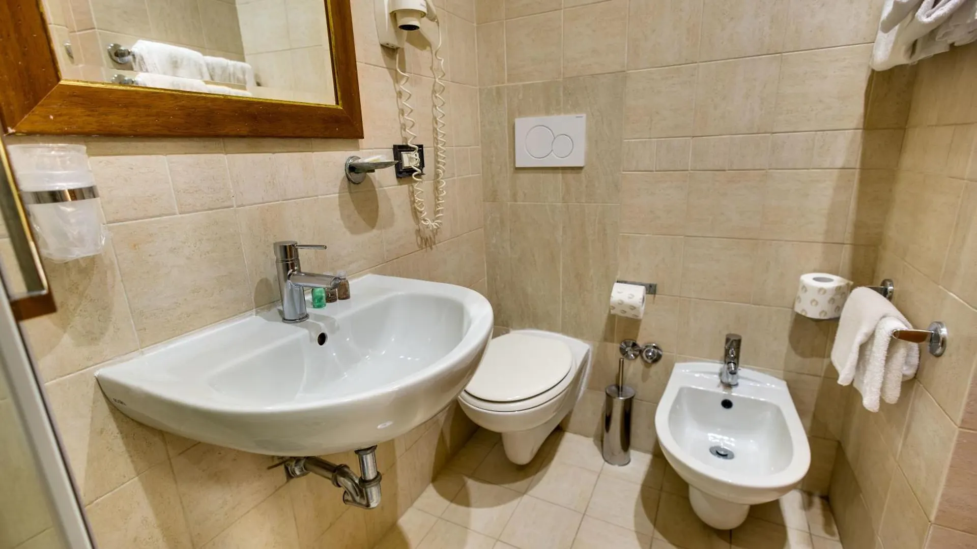 ***  Hotel Terminal Rome Italy
